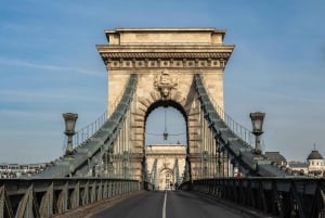 From Vienna: Budapest and Bratislava Guided Photography Tour