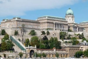 From Vienna: Private Day Tour of Budapest inc. Local Guide