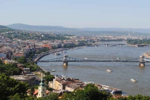 From Vienna: Private Day Tour of Budapest inc. Local Guide