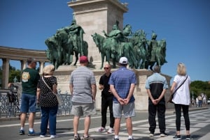 Full Day Budapest City Tour with Lunch, Wine & Dessert