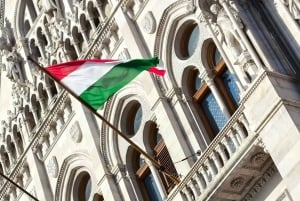 Promenade le long des Champs-Élysées de Budapest