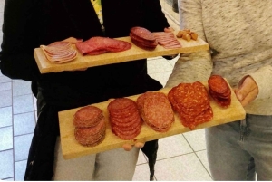 Madtur i den store markedshal med lángos og lokale lækkerier