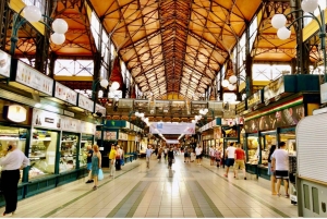 Madtur i den store markedshal med lángos og lokale lækkerier
