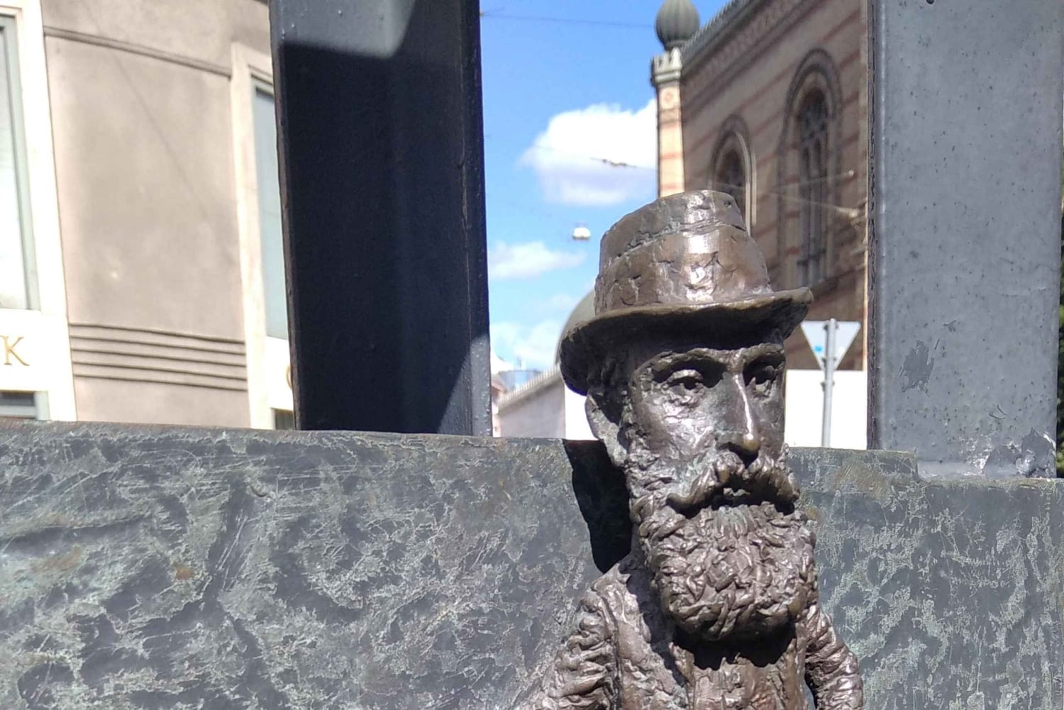 Judiska kvarter & synagogor med personliga berättelser