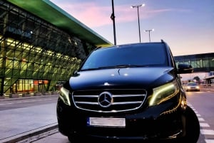 Krakow: Private Transfer to/from Budapest