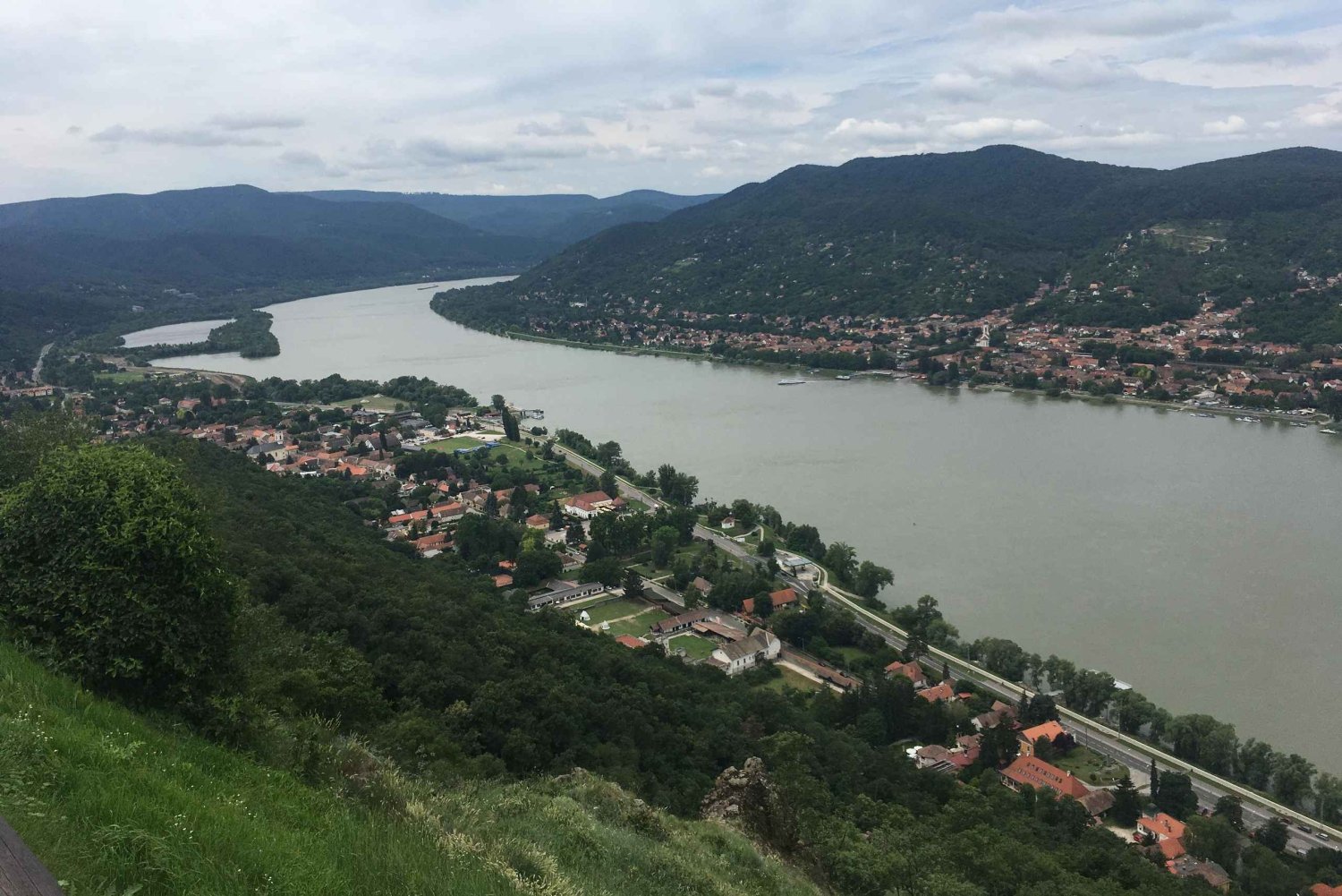 Excursion privée d'une journée dans le légendaire coude du Danube