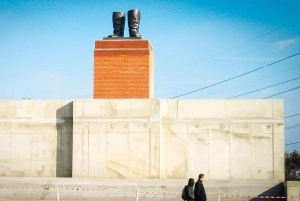 Elämä rautaesiripun takana, kommunistisen Budapestin yksityiselämä