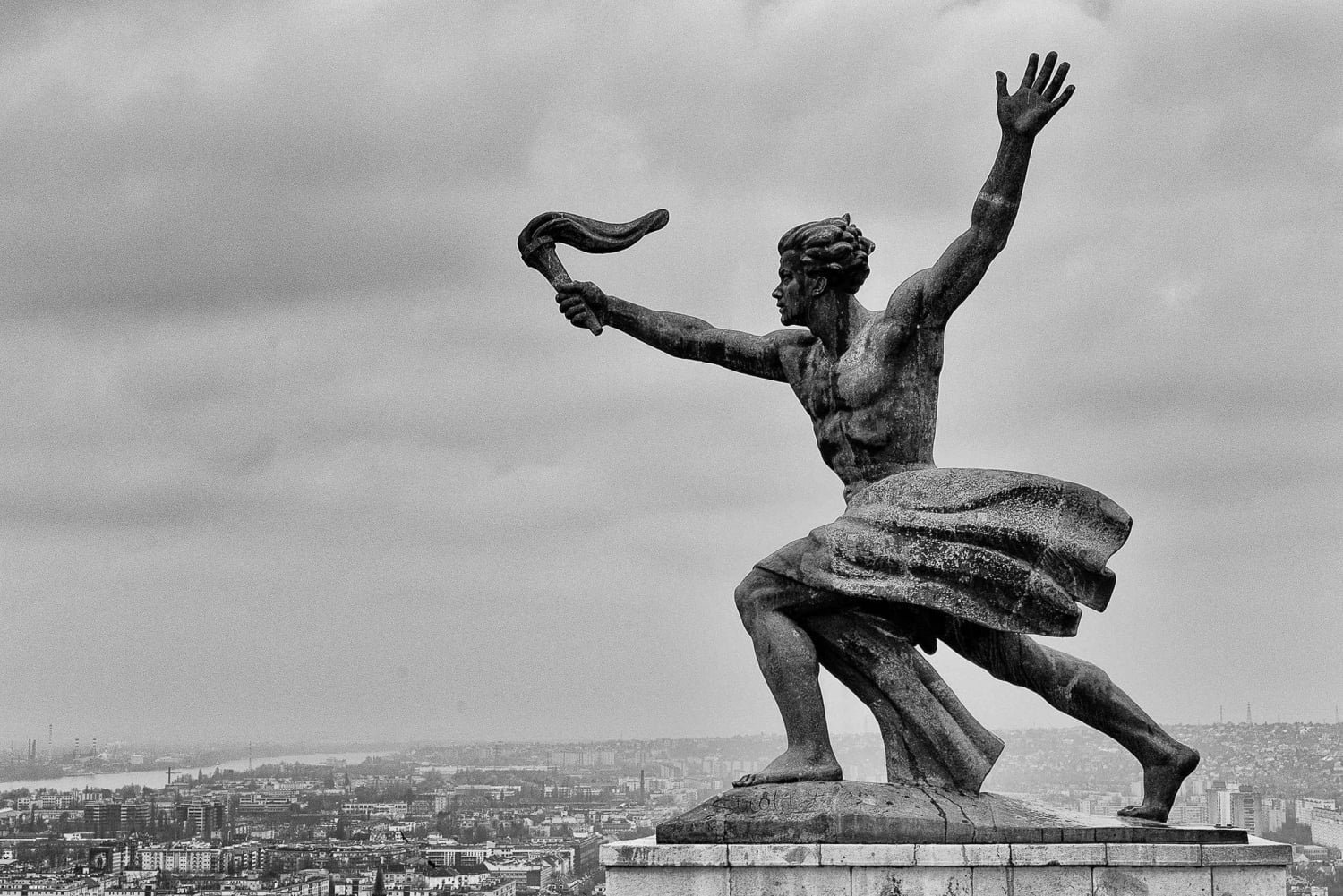 Elämä kommunismin aikana kauhun talossa tai Statue Parkissa