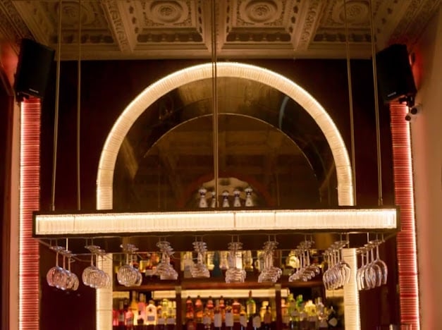 MEA Restaurant & Bar