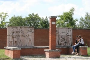 Memento Park: Official Guided Tour with Entry Ticket