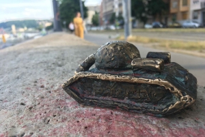 Mini Caza de Estatuas en Budapest Visita Privada a Pie