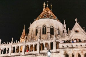 Budapest: Buda Castle District Vampires and Myths Night Tour