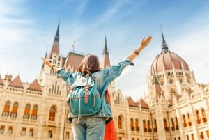 Budapest: Orientation Tour & Private Transfer from Airport