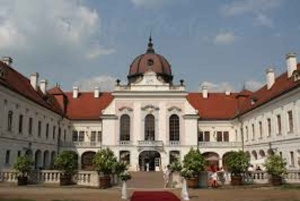 Palace of Queen Elisabeth Tour