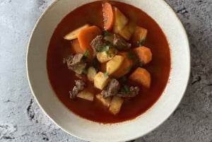 Węgierskie domowe dania premium z szefem kuchni Martim