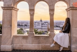 PRIVATE Budapest by Nights: GUIDED tour whit WINE tasting