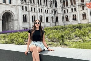 PRIVATE Budapest by Nights: GUIDED tour whit WINE tasting