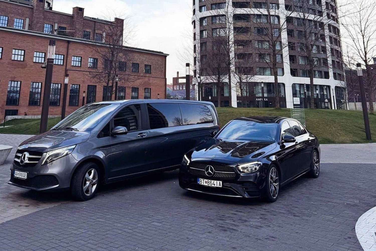 Budapest: tour privato da Vienna con una guida locale