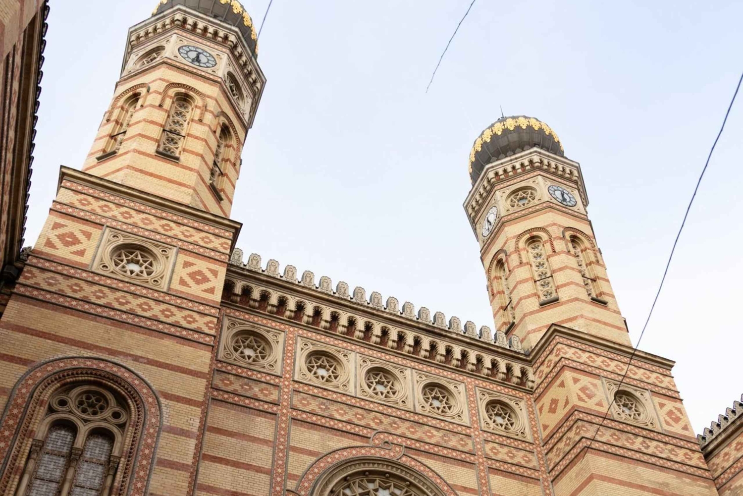 Tour a pie privado por el barrio judío con entrada a la sinagoga