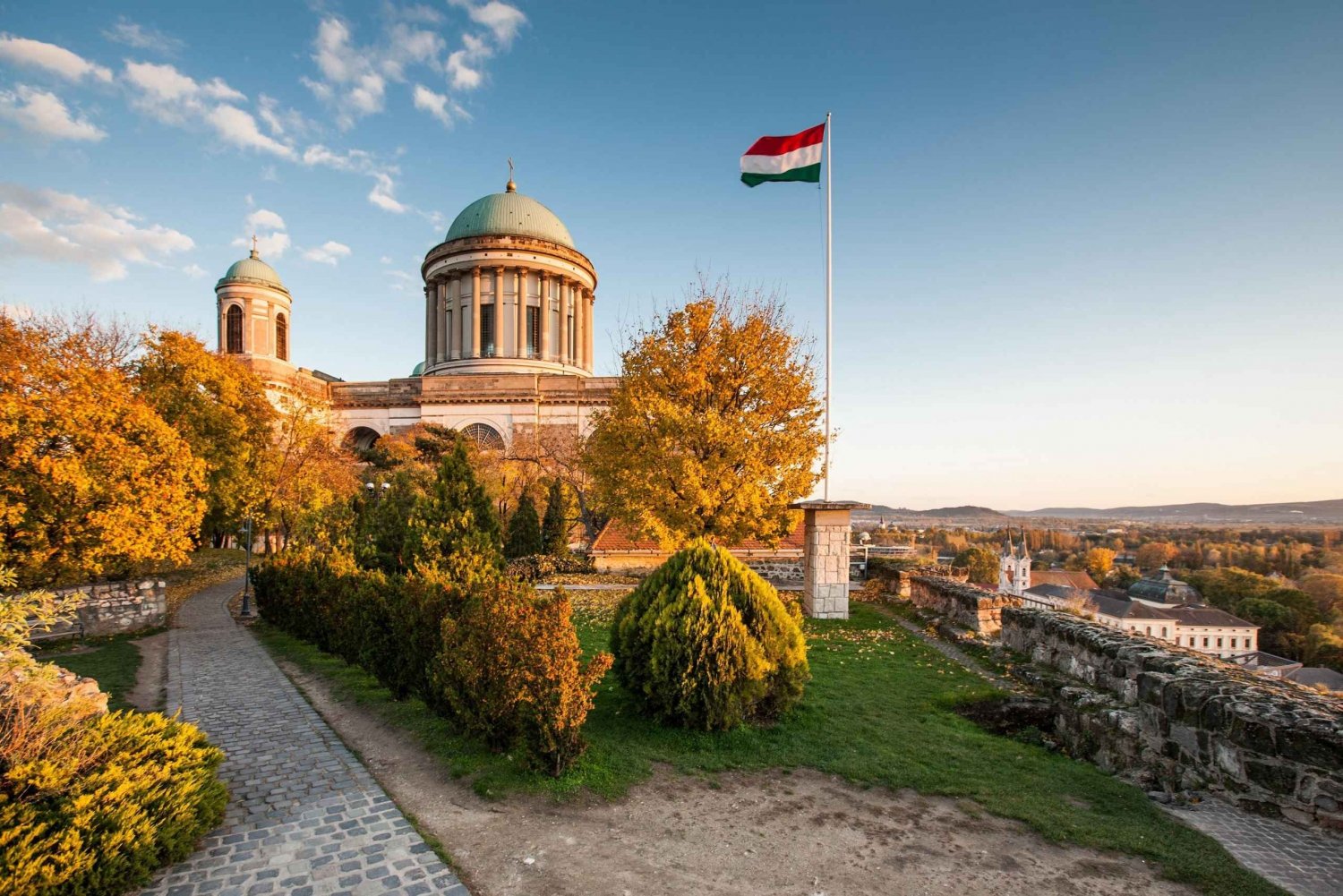 Private tour: Budapest to Szentendre, Visegrád & Esztergom