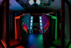 QuizBoxing: interactieve quizspelervaring in de stijl van een tv-show