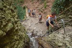 Avventura a piedi nella Gola del Ram