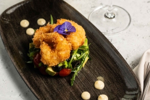 Budapeste: Jantar de 3 pratos para 2 pessoas num restaurante flutuante