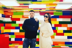 Selfie Museum Date With Champagne & Photos & Cinnamon Rolls