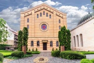 St Stephen’s Basilica, Dohany Synagogue, Budapest City Tour