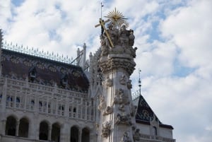 Rundvandring i Budacastle: Statyer, berättelser och myter!