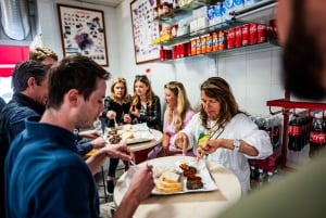 Budapest: Guided Foodie Walking Tour with Tastings