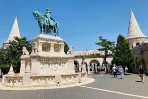 The stories of the Buda castle - walking tour