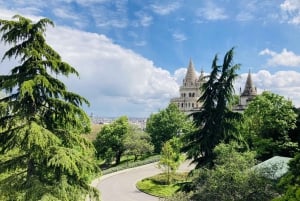 The stories of the Buda castle - walking tour