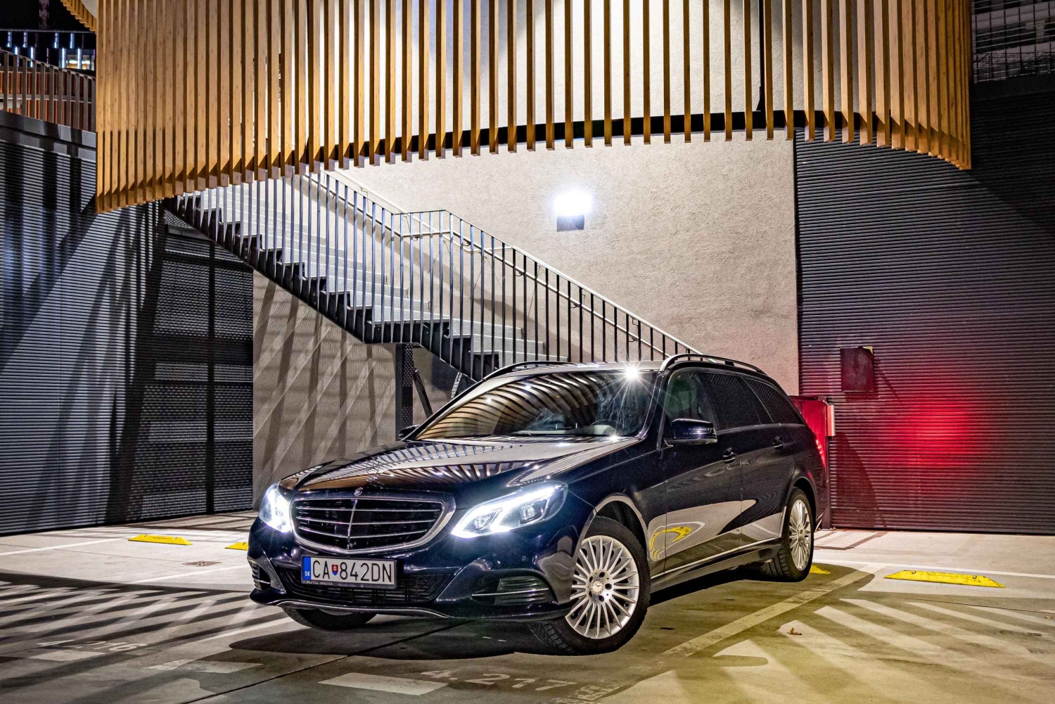 ウィーンとブラティスラヴァのクリスマスマーケット3日間ツアー