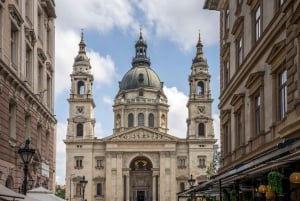 Vienna: Bratislava & Budapest: Christmas Markets Guided Tour