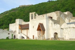 Wanderung & Burgtour in Visegrád mit Fähre ab Budapest