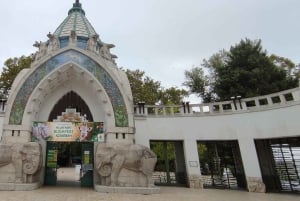 Walk along the Champs-Élysées in Budapest