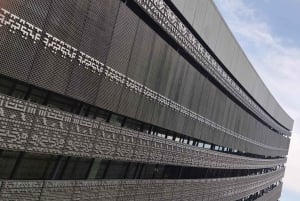 Walk along the Champs-Élysées in Budapest