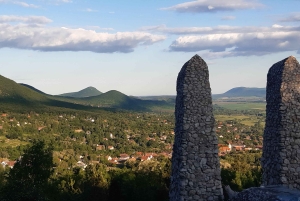 Promenad till nya och gamla andliga helgedomar nära Budapest