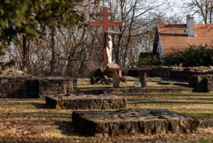 Promenad till nya och gamla andliga helgedomar nära Budapest
