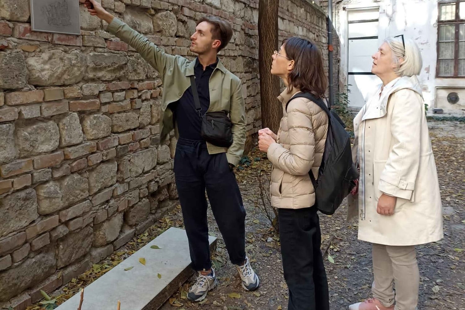 Oma Budapest: juutalaiskorttelin kävelykierros