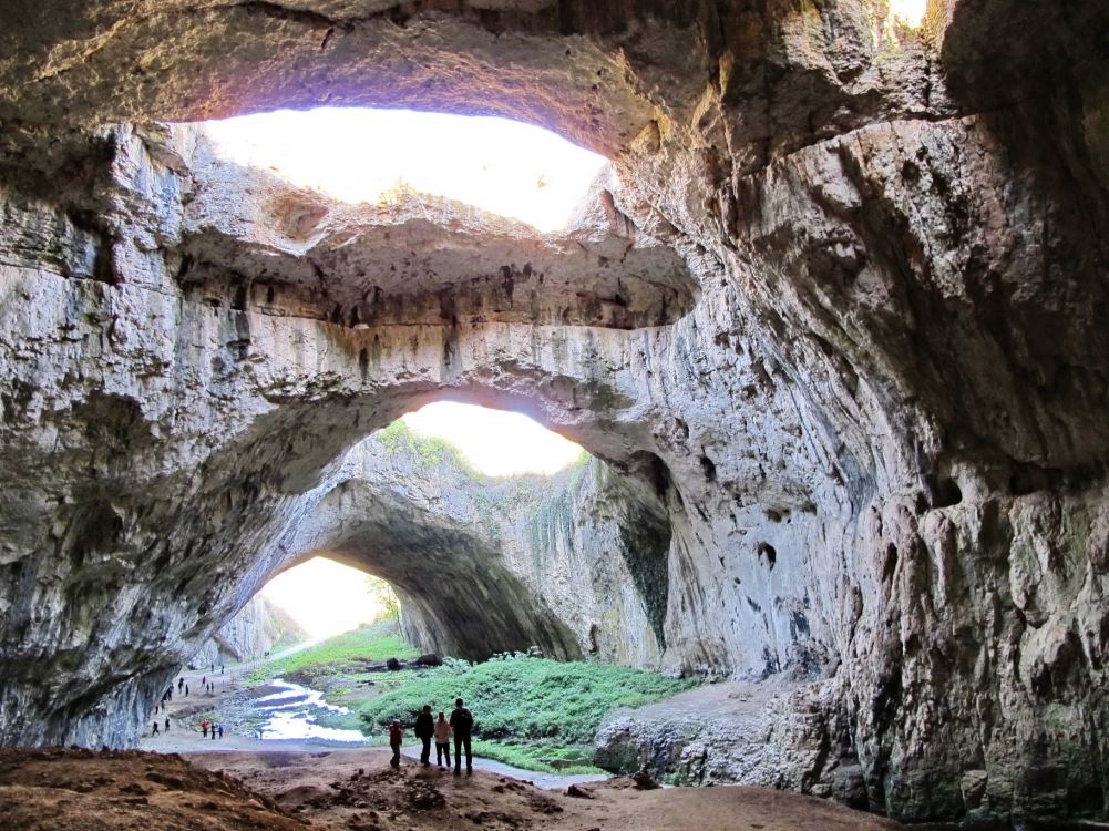 Devetashka Cave