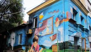 Wild raspberries offered at the market