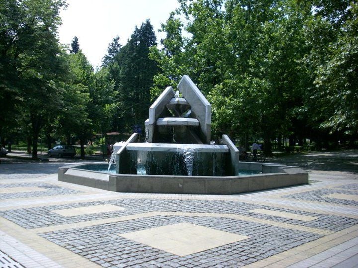 Fountain in Varshec Park