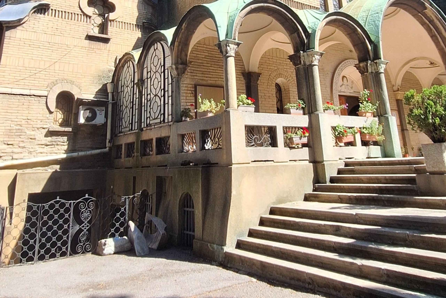 1 monument en 1 heure : les surprises de l'église Ste Paraskeva, Sofia