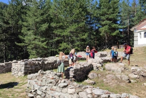 Bansko: excursão guiada em 4x4 pelas montanhas Pirin e banhos termais