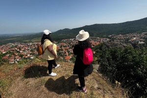 Belogradchikin kalliot ja Venetsan luola -päiväretki Sofiasta