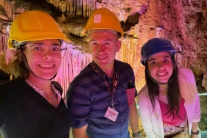 Belogradchikin kalliot ja Venetsan luola -päiväretki Sofiasta