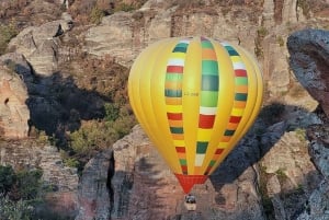 Belogradchik: Vôo com cabo sobre as rochas