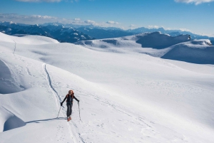 Borovets: Touring Ski Set Rental